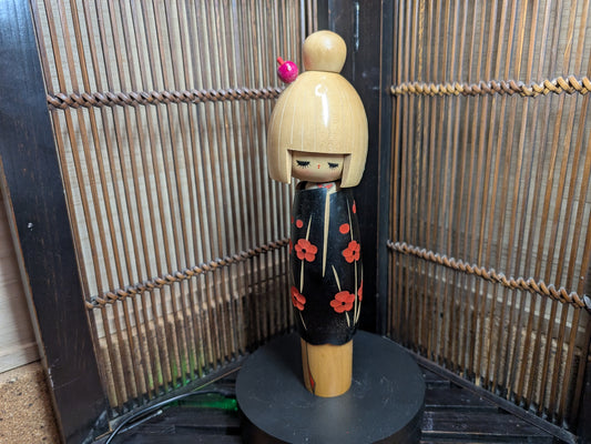 Authentic Japanese Traditional Wooden Doll Kokeshi 1978 Show doll Made in Japan