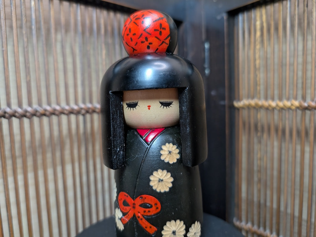 Japanese Traditional wooden doll Kokeshi Made in Japan V5