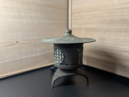 Antique Japanese 1950s copper lantern TORO Collectable Lamp Garden Decor Made in Japan D8