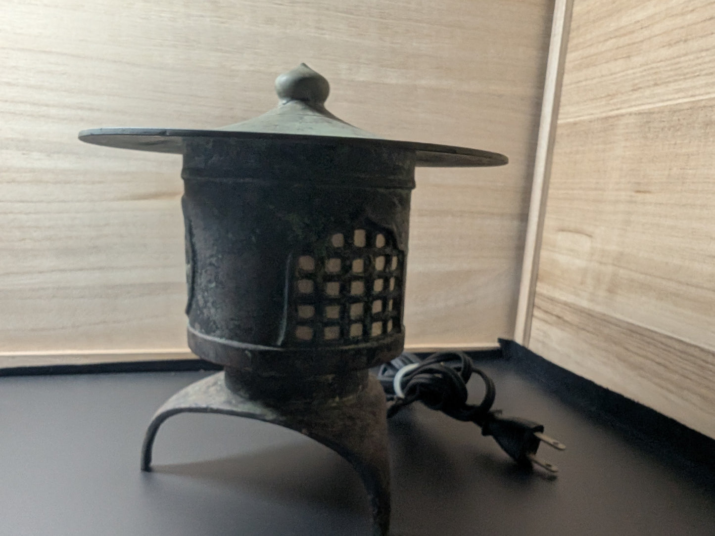 Antique Japanese 1950s copper lantern TORO Collectable Lamp Garden Decor Made in Japan D8