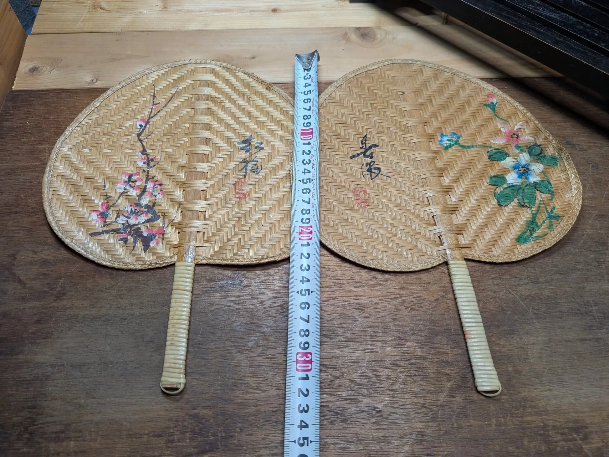 Japanese Vintage fan , Handmade Bamboo fan Hand painted Flower Bamboo fan set Made in Japan (D16) 1900s Store