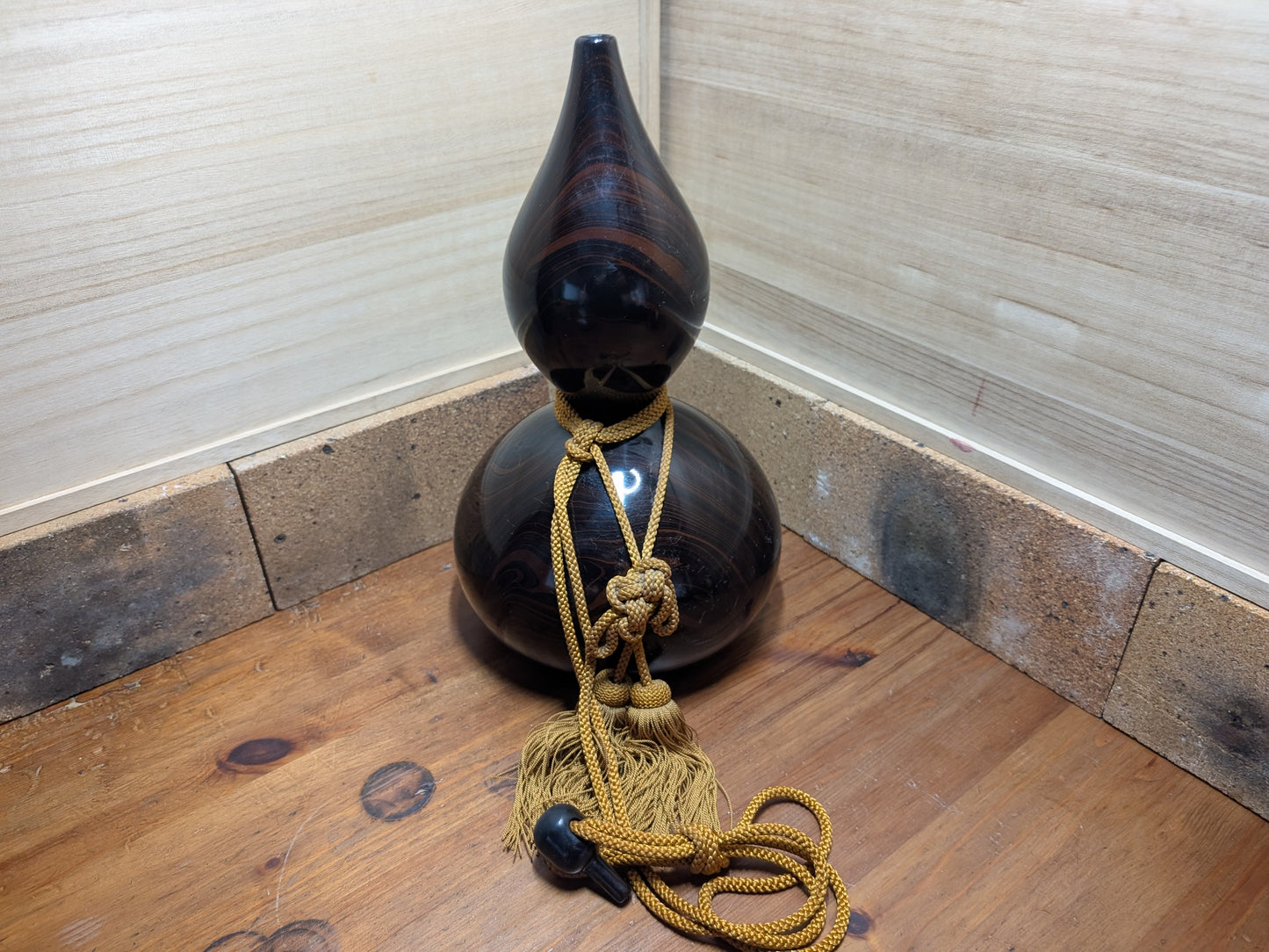 Japanese Vintage Traditional wooden Sake bottle  kokutan wood ( Ebony wood ) made in Japan Giant size 1970s (C44)