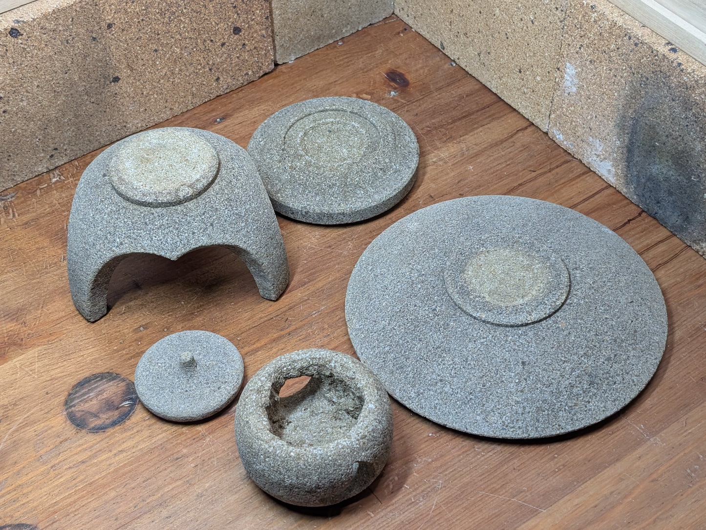 Japanese Garden Decor Mini Toro Stone Art 1960s Made in Japan (O4)