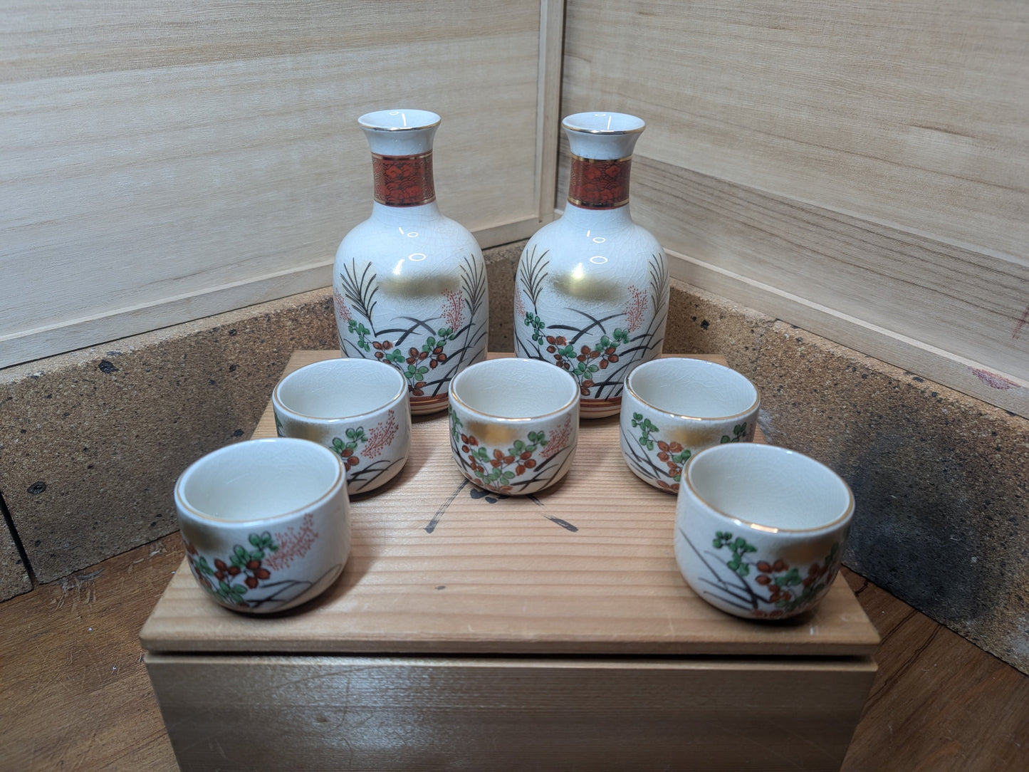 Japanese Sake Full Set Kutani Ceramic Handmade Vintage 1980s Made in Japan (Q1)